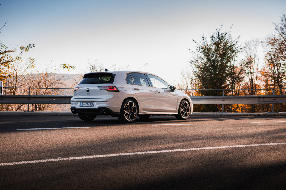 Volkswagen Golf GTI 2024